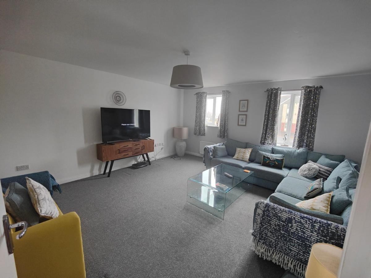 Beach Break Aberavon Holiday Home By The Sea Port Talbot Luaran gambar